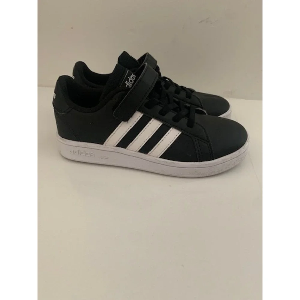 Adidas Grand Court Black White Kids Sneakers Size 13K EF0108 Hook Loop Strap